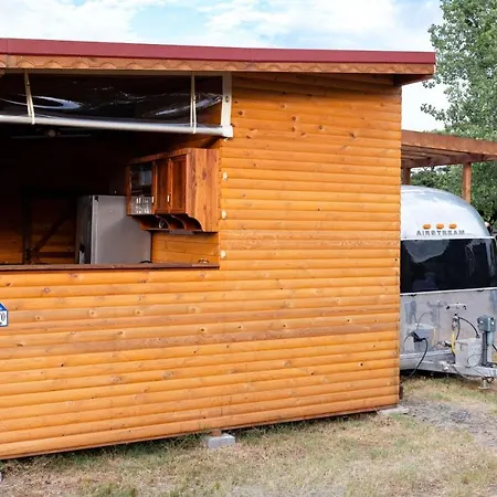 Luxury Vintage Airstream Rv/caravan Retro Charm Meets Comfort * Kiten (Burgas)